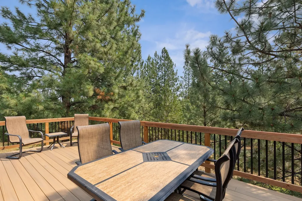 5608 Trinity Way Florence MT 59833