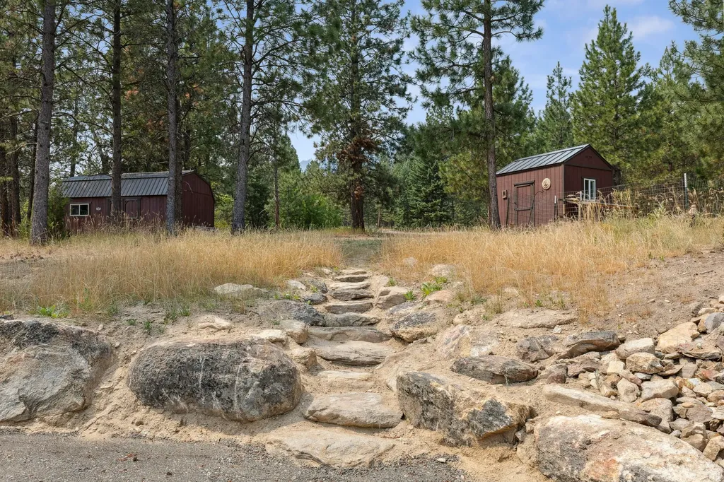 5608 Trinity Way Florence MT 59833