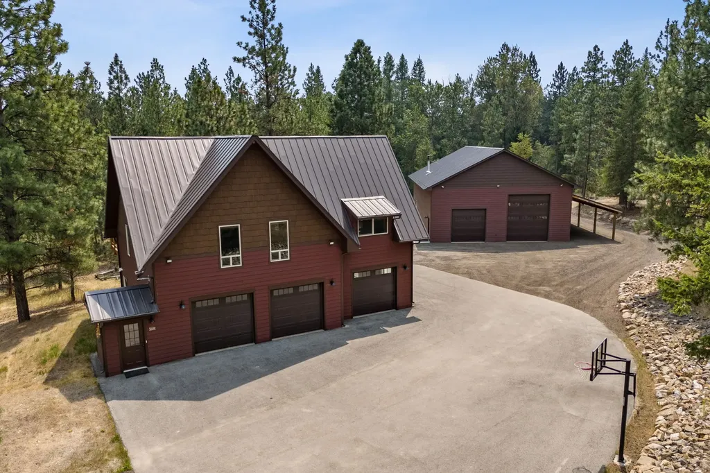 5608 Trinity Way Florence MT 59833