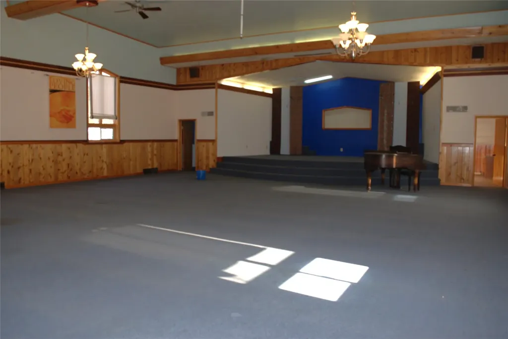 1 S Maryland Street Conrad MT 59425