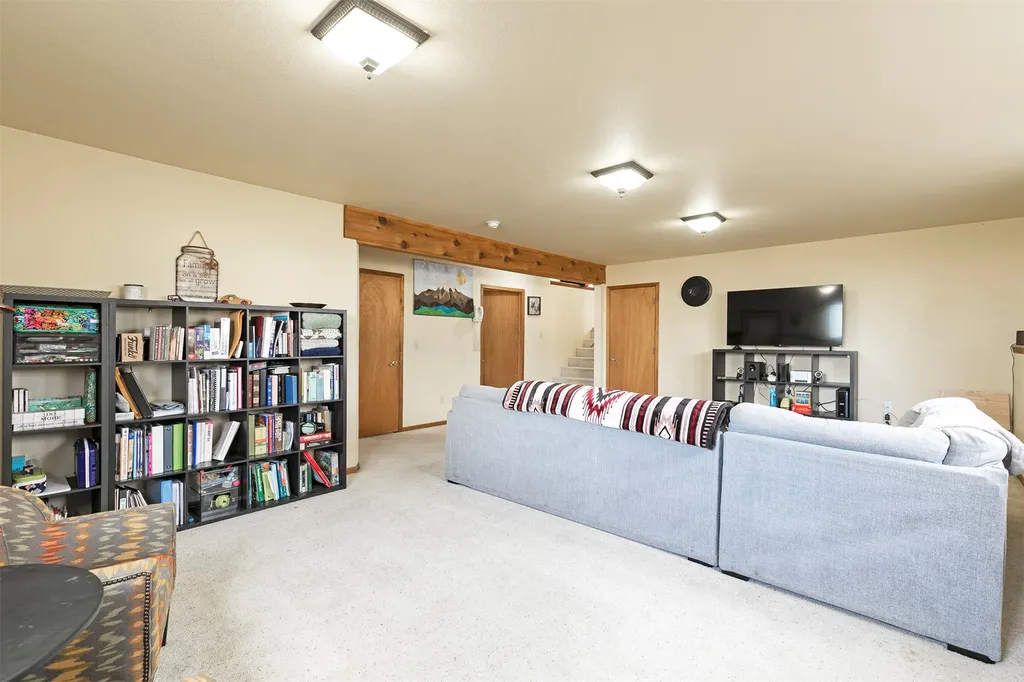 322 Lorraine Lane Hamilton MT 59840