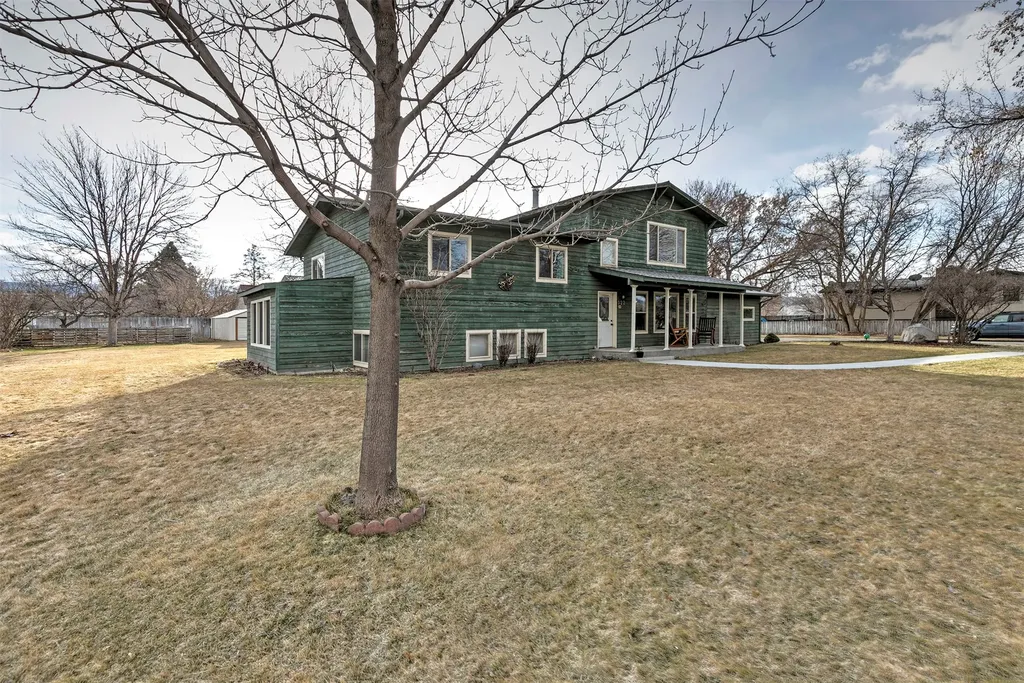 322 Lorraine Lane Hamilton MT 59840