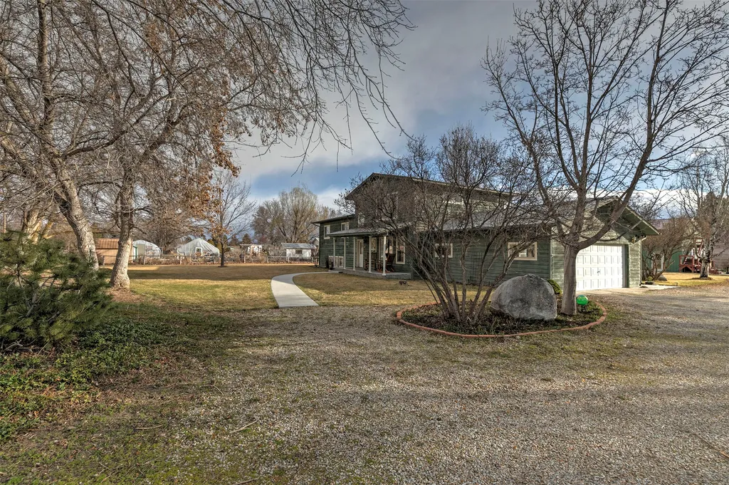 322 Lorraine Lane Hamilton MT 59840