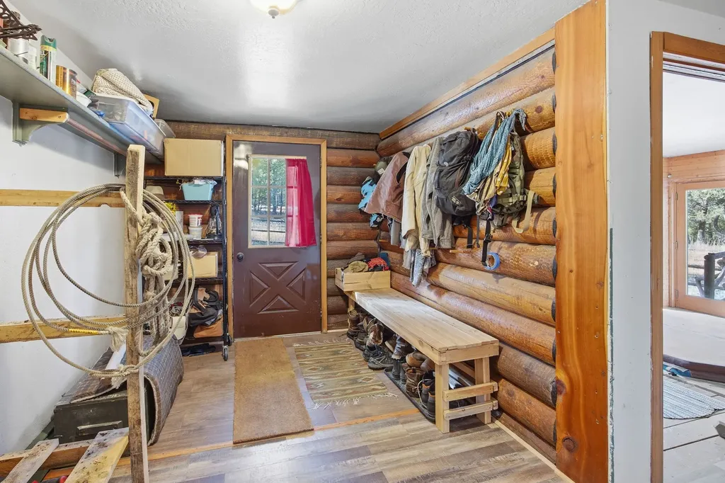 875 Hidden Treasure Court Bonner MT 59823