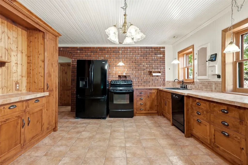 366 Blodgett Camp Road Hamilton MT 59840