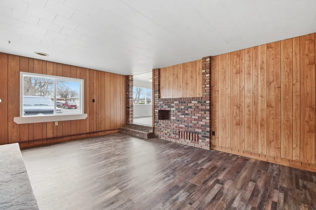 3633 9th Avenue S Great Falls MT 59405