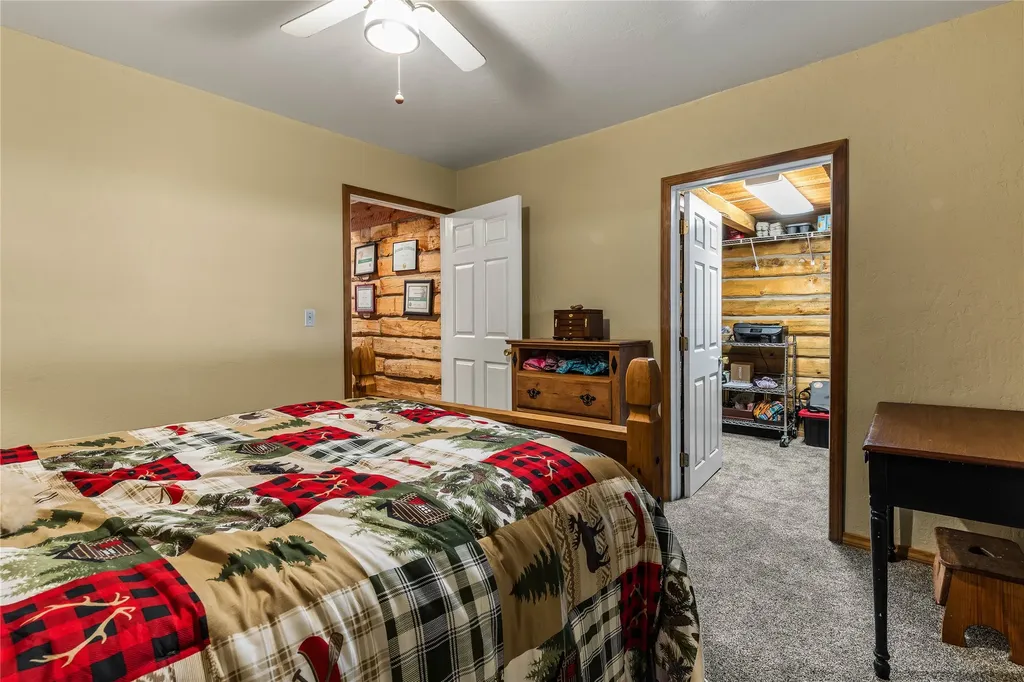 443 N Gold Creek Loop Hamilton MT 59840