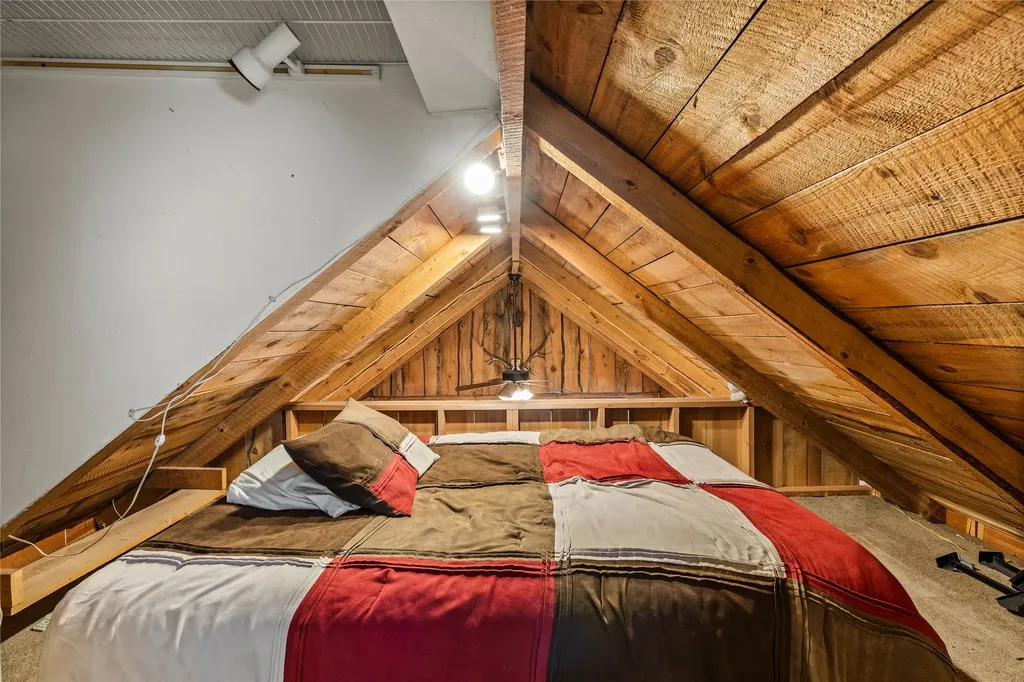443 N Gold Creek Loop Hamilton MT 59840