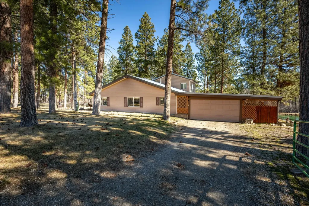 443 N Gold Creek Loop Hamilton MT 59840