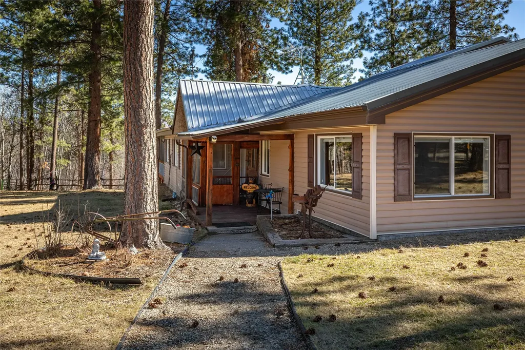 443 N Gold Creek Loop Hamilton MT 59840