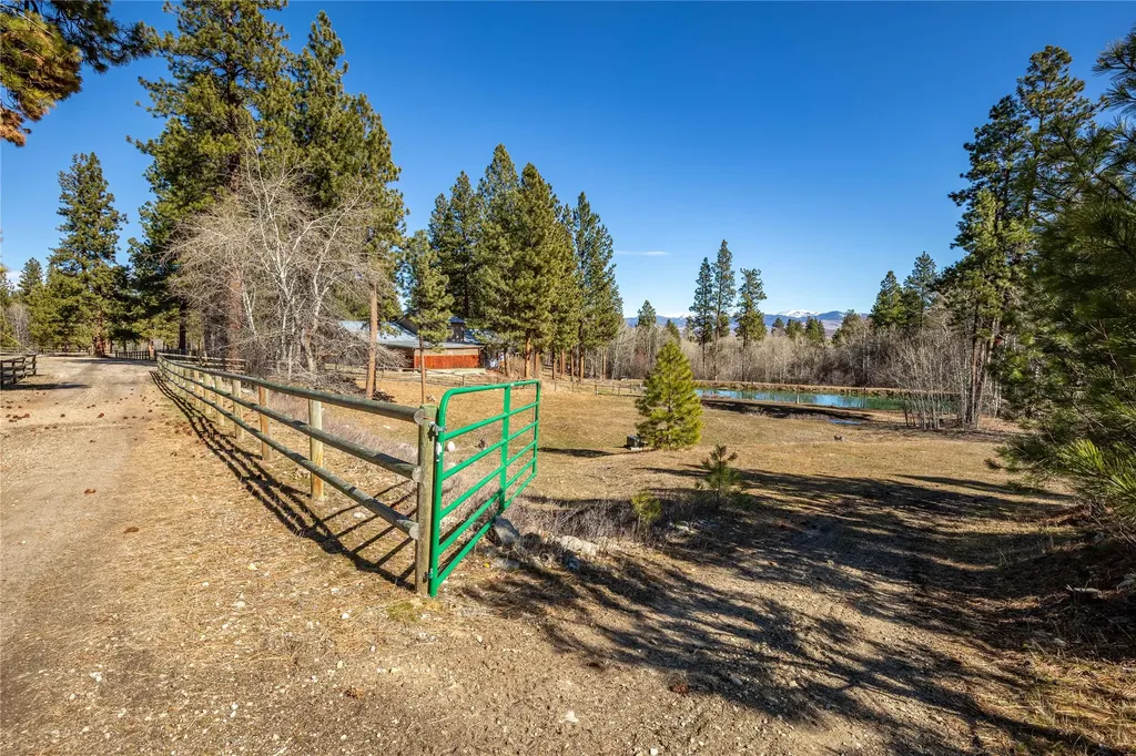 443 N Gold Creek Loop Hamilton MT 59840