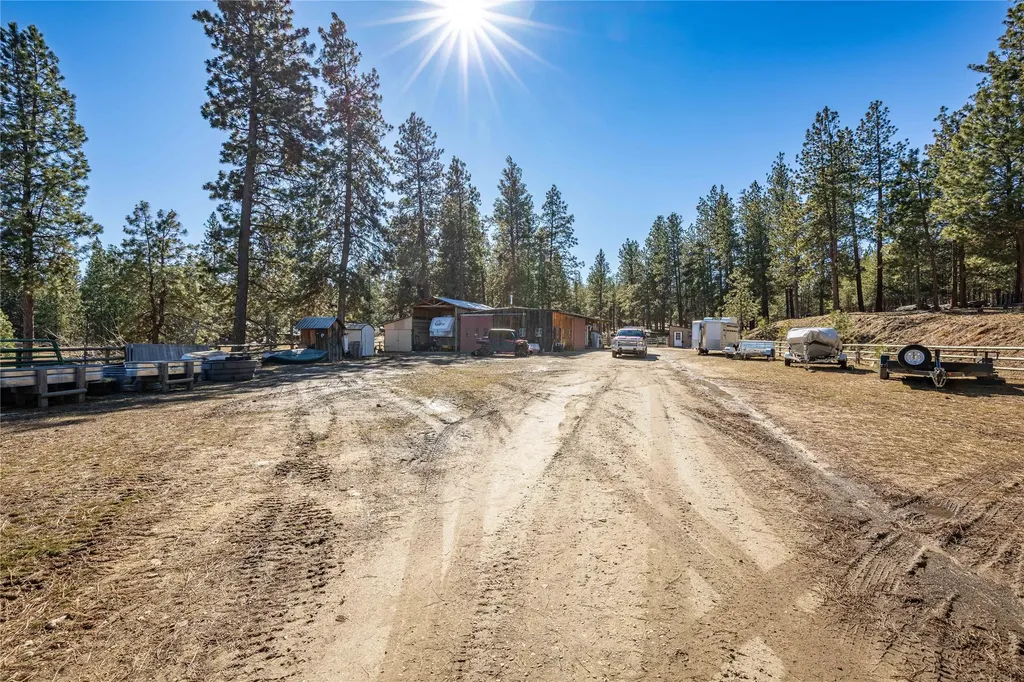 443 N Gold Creek Loop Hamilton MT 59840