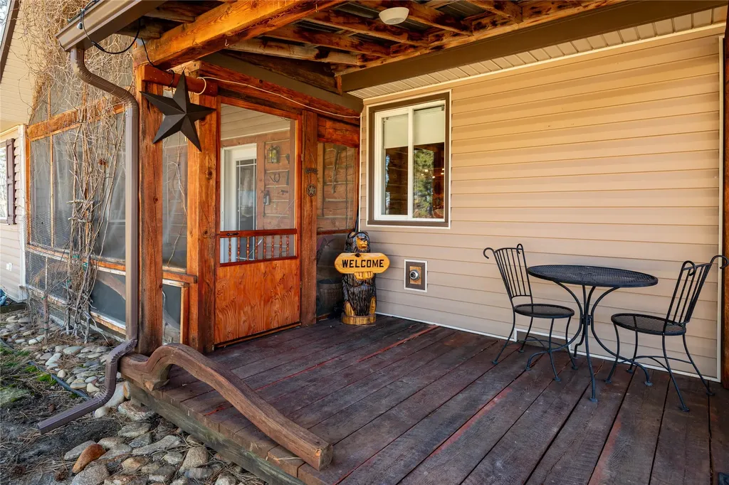 443 N Gold Creek Loop Hamilton MT 59840