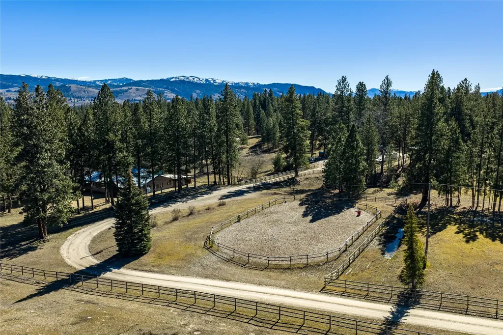 443 N Gold Creek Loop Hamilton MT 59840