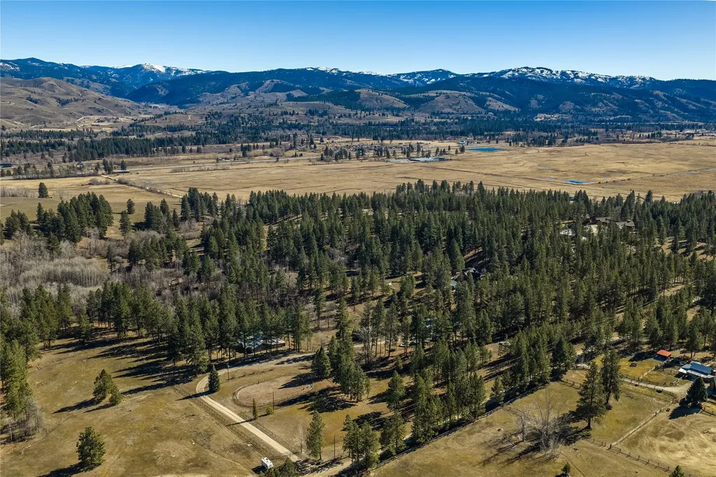 443 N Gold Creek Loop Hamilton MT 59840