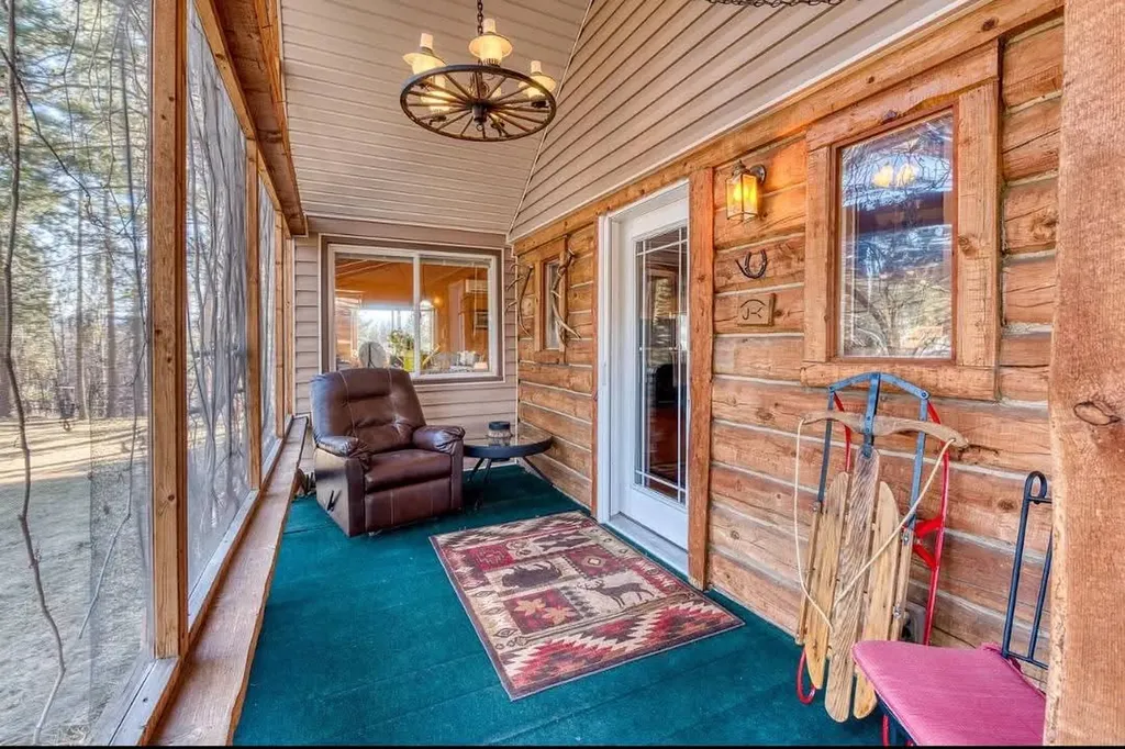 443 N Gold Creek Loop Hamilton MT 59840