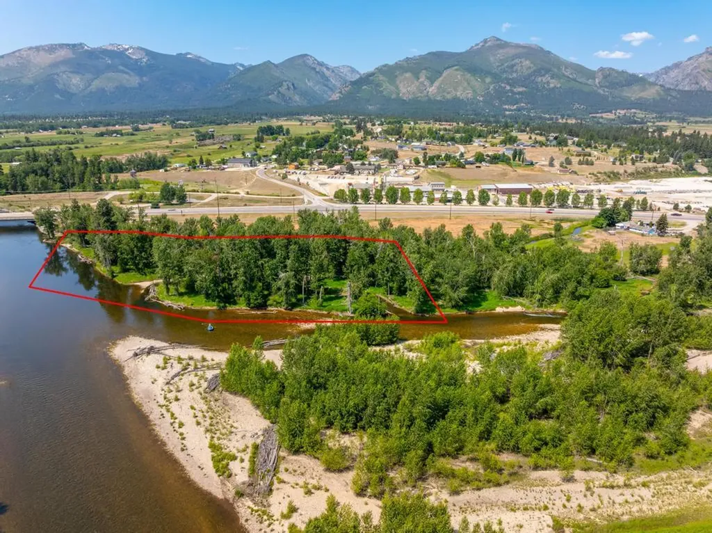 002 Highway 93 N Hamilton MT 59840