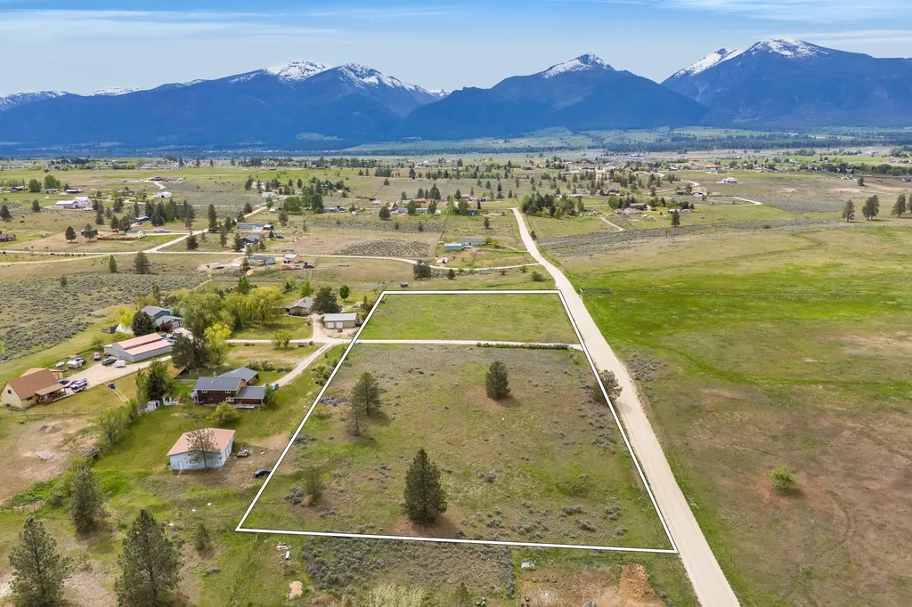 Nkn Cougar Lane Stevensville MT 59870