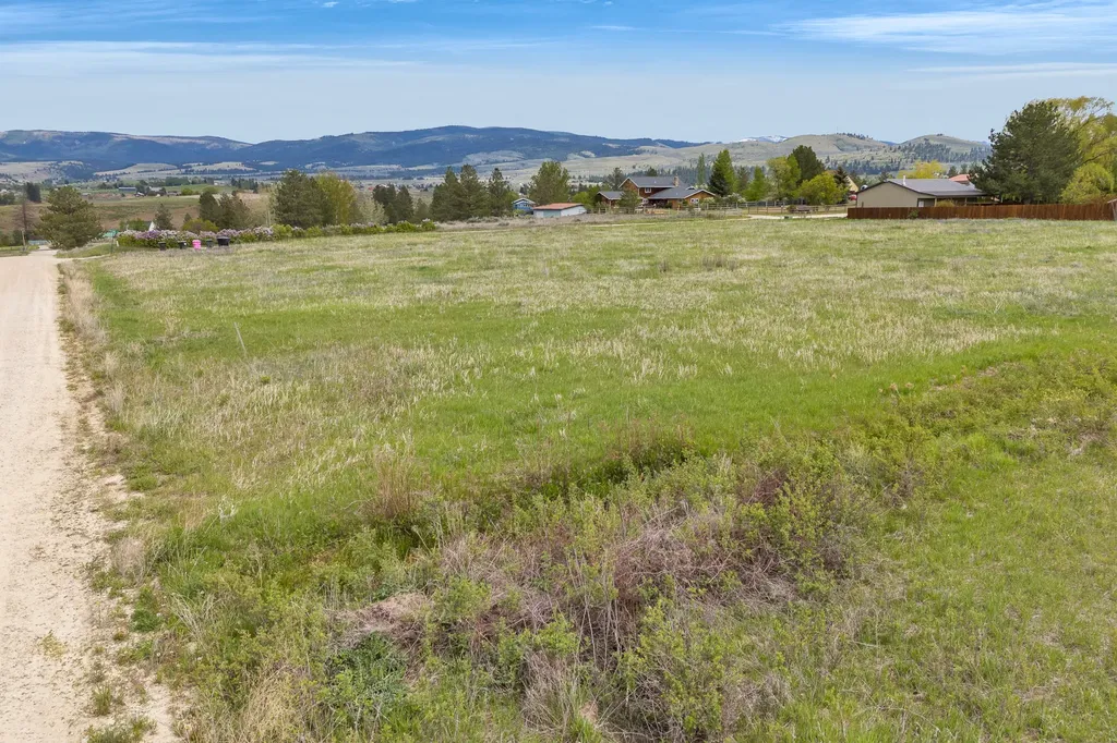 Nkn Cougar Lane Stevensville MT 59870