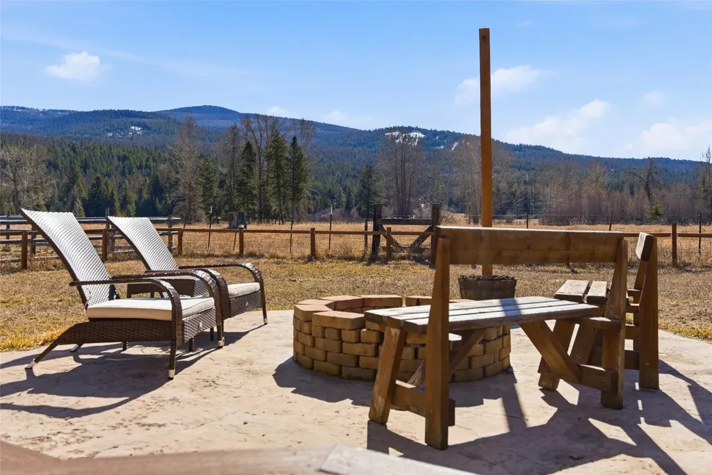 34 Two Creek Lane Kila MT 59920