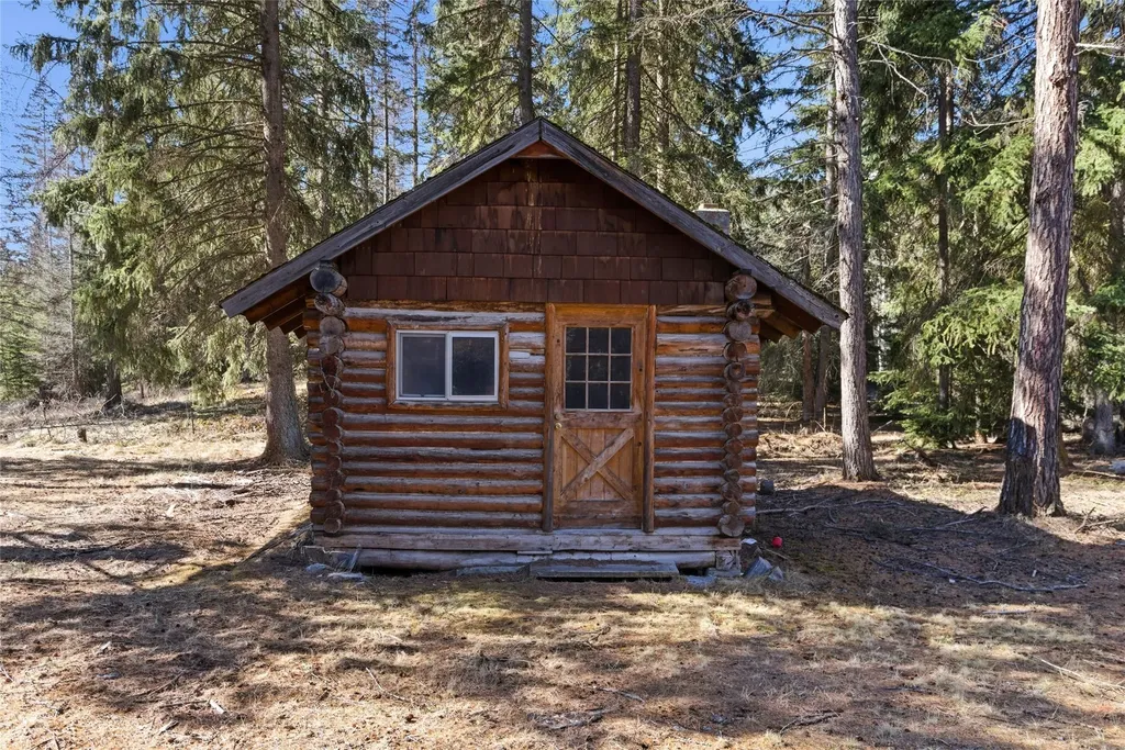 34 Two Creek Lane Kila MT 59920