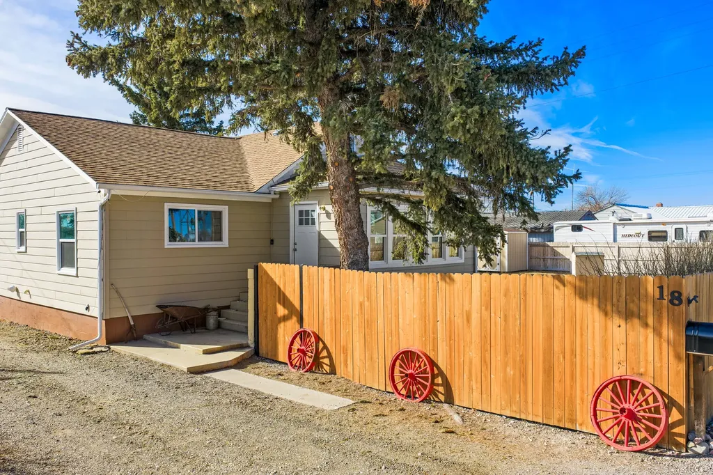 18 Us Highway 408 Fairfield MT 59436
