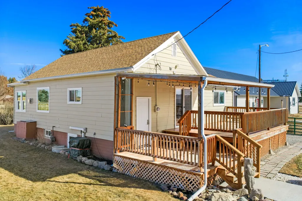 18 Us Highway 408 Fairfield MT 59436