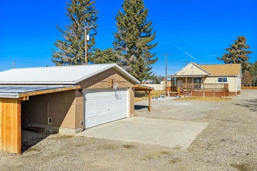 18 Us Highway 408 Fairfield MT 59436