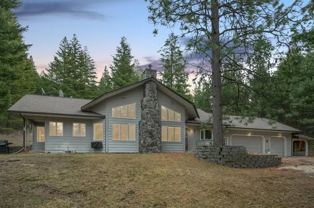 14300 Cambridge Road Bonner MT 59823