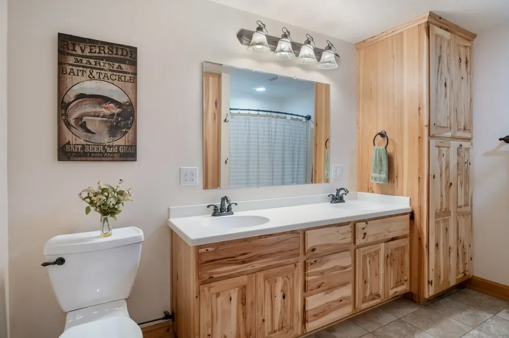 14300 Cambridge Road Bonner MT 59823