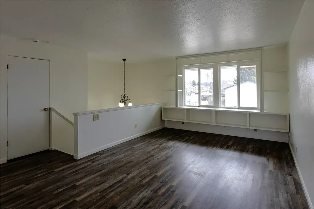 17 Earth Lane Butte MT 59701