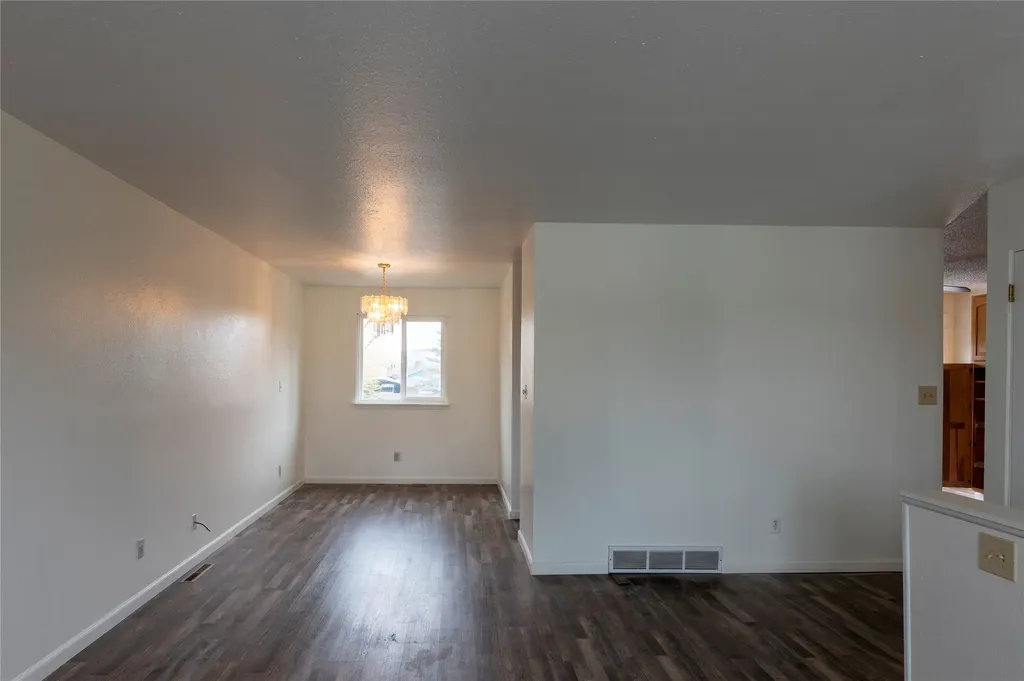 17 Earth Lane Butte MT 59701