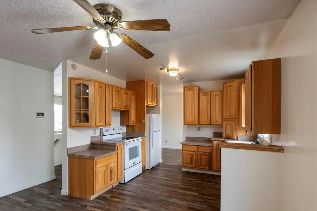 17 Earth Lane Butte MT 59701