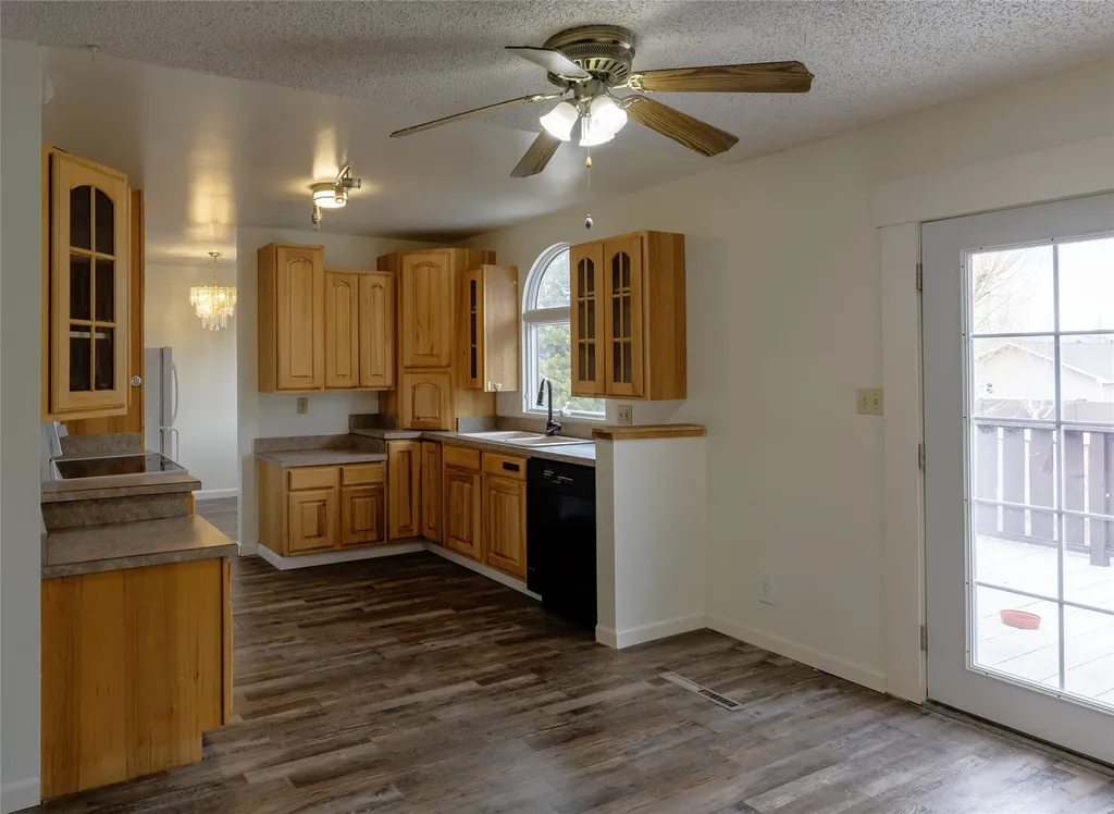 17 Earth Lane Butte MT 59701