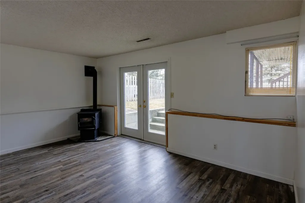 17 Earth Lane Butte MT 59701