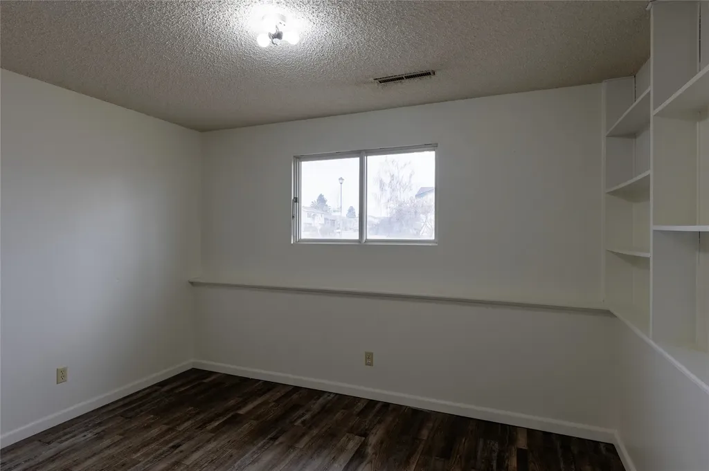 17 Earth Lane Butte MT 59701