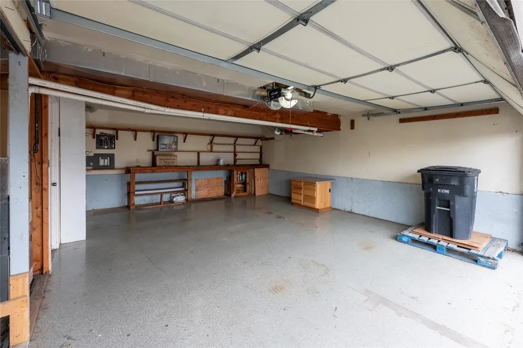 17 Earth Lane Butte MT 59701