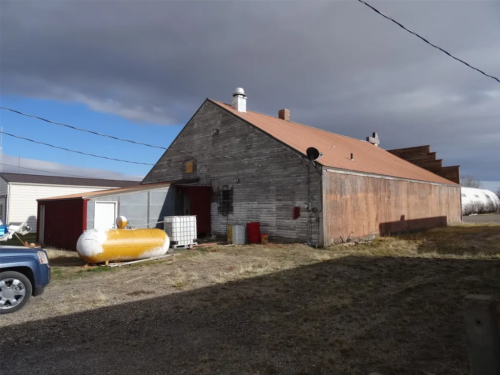 19 Main Street Dutton MT 59433