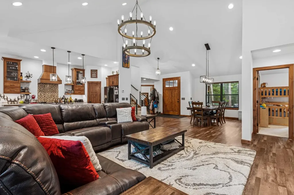 463 Deer Creek Road Lakeside MT 59922