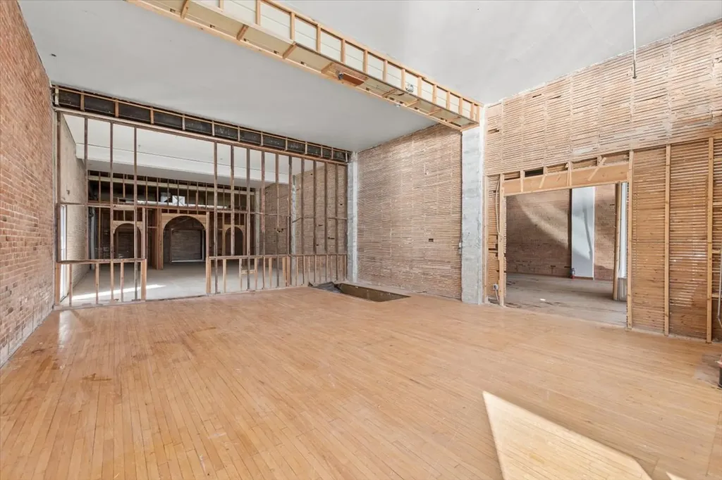240 & 242 Central Avenue Whitefish MT 59937