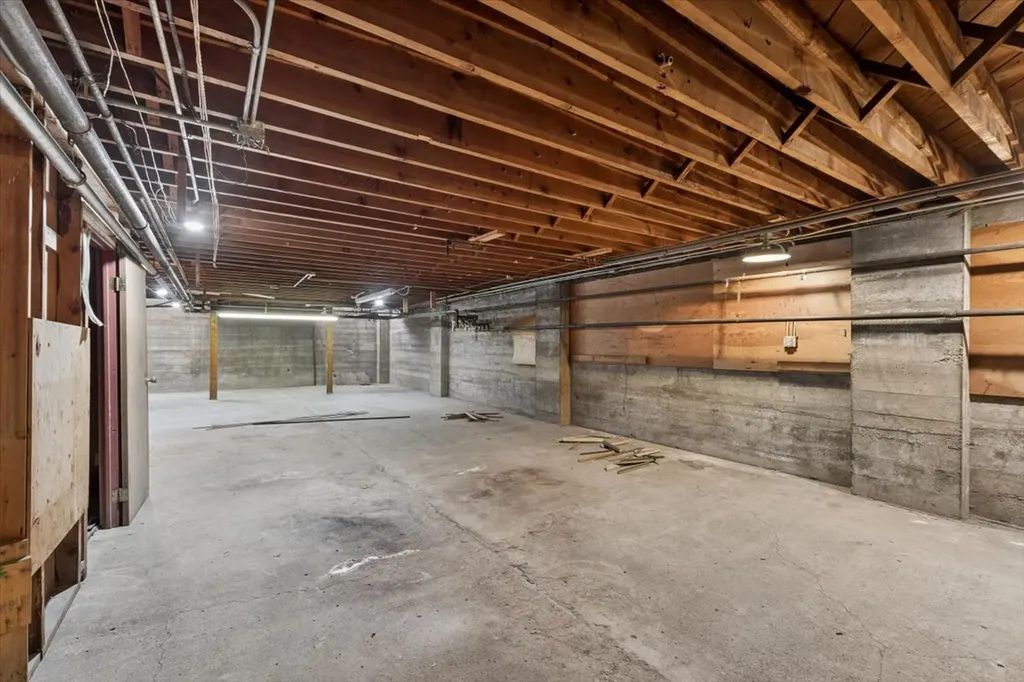240 & 242 Central Avenue Whitefish MT 59937