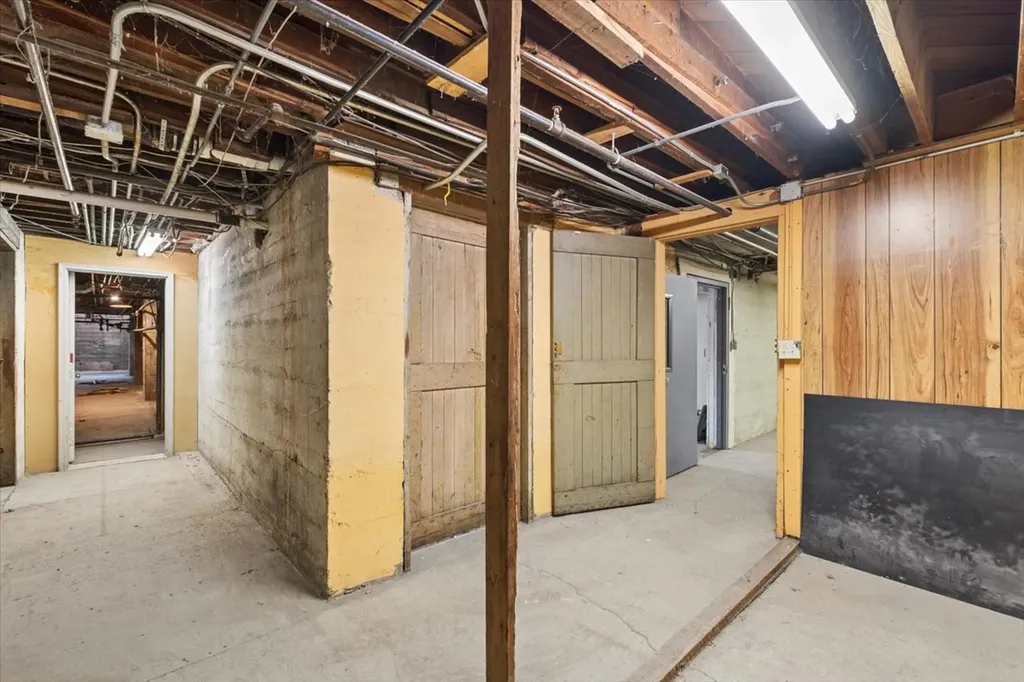 240 & 242 Central Avenue Whitefish MT 59937