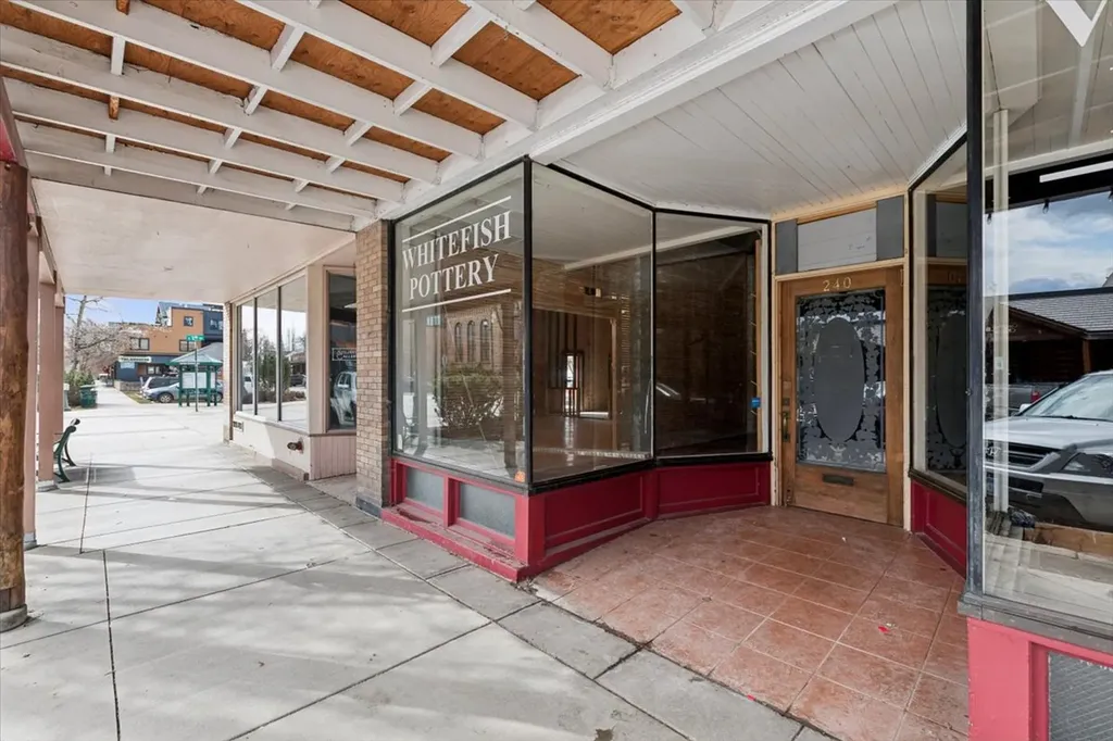 240 & 242 Central Avenue Whitefish MT 59937