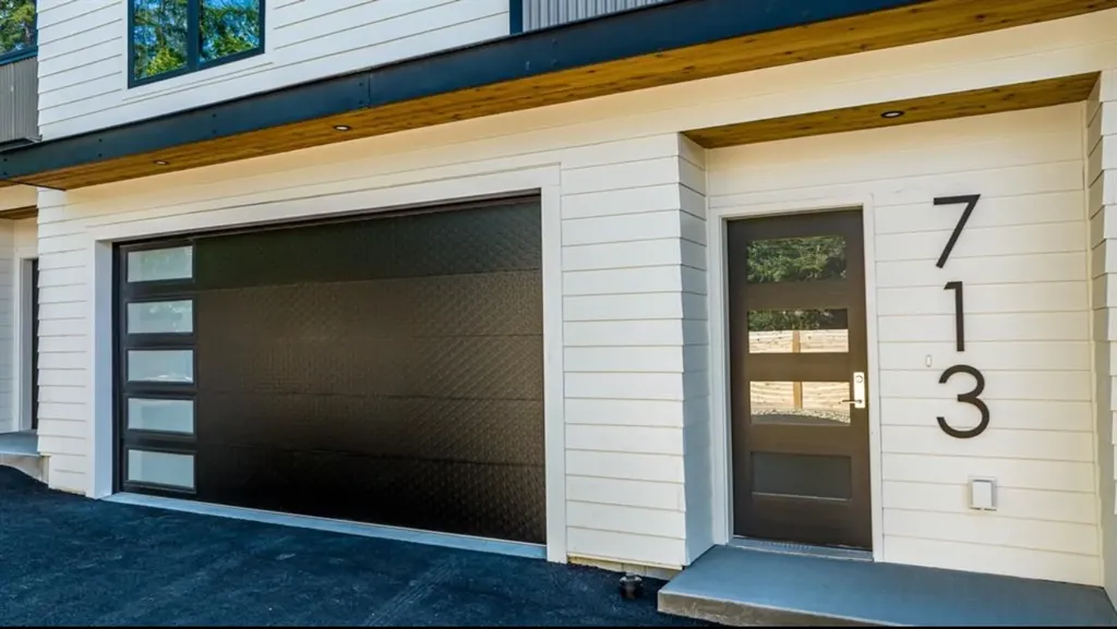713 W 2nd Street W Whitefish MT 59937