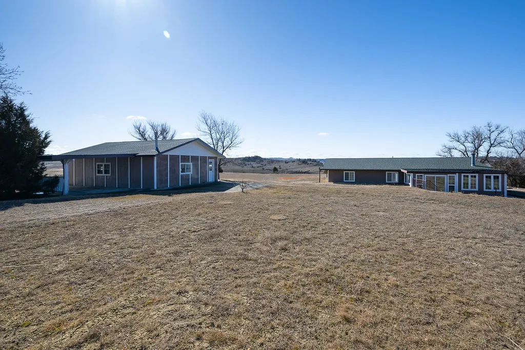 255 Smith Creek Road Forsyth MT 59327