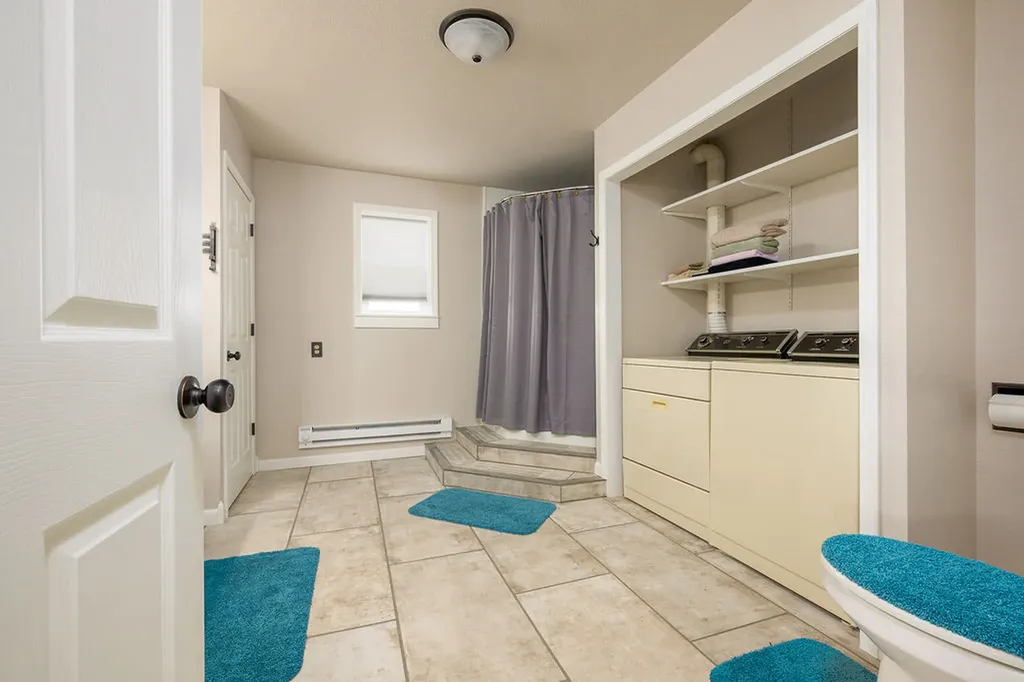 255 Smith Creek Road Forsyth MT 59327