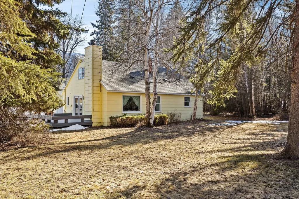 1009 3rd Avenue E Columbia Falls MT 59912