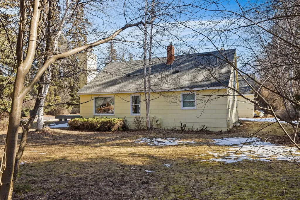 1009 3rd Avenue E Columbia Falls MT 59912