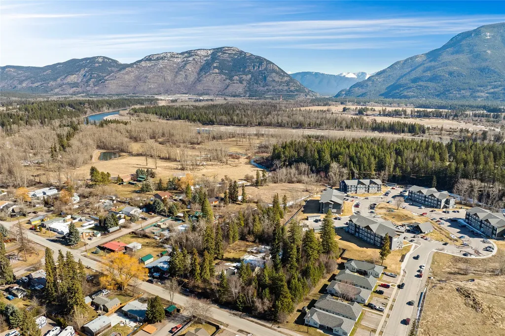 1009 3rd Avenue E Columbia Falls MT 59912