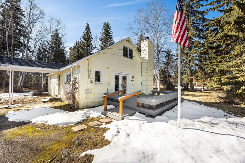 1009 3rd Avenue E Columbia Falls MT 59912